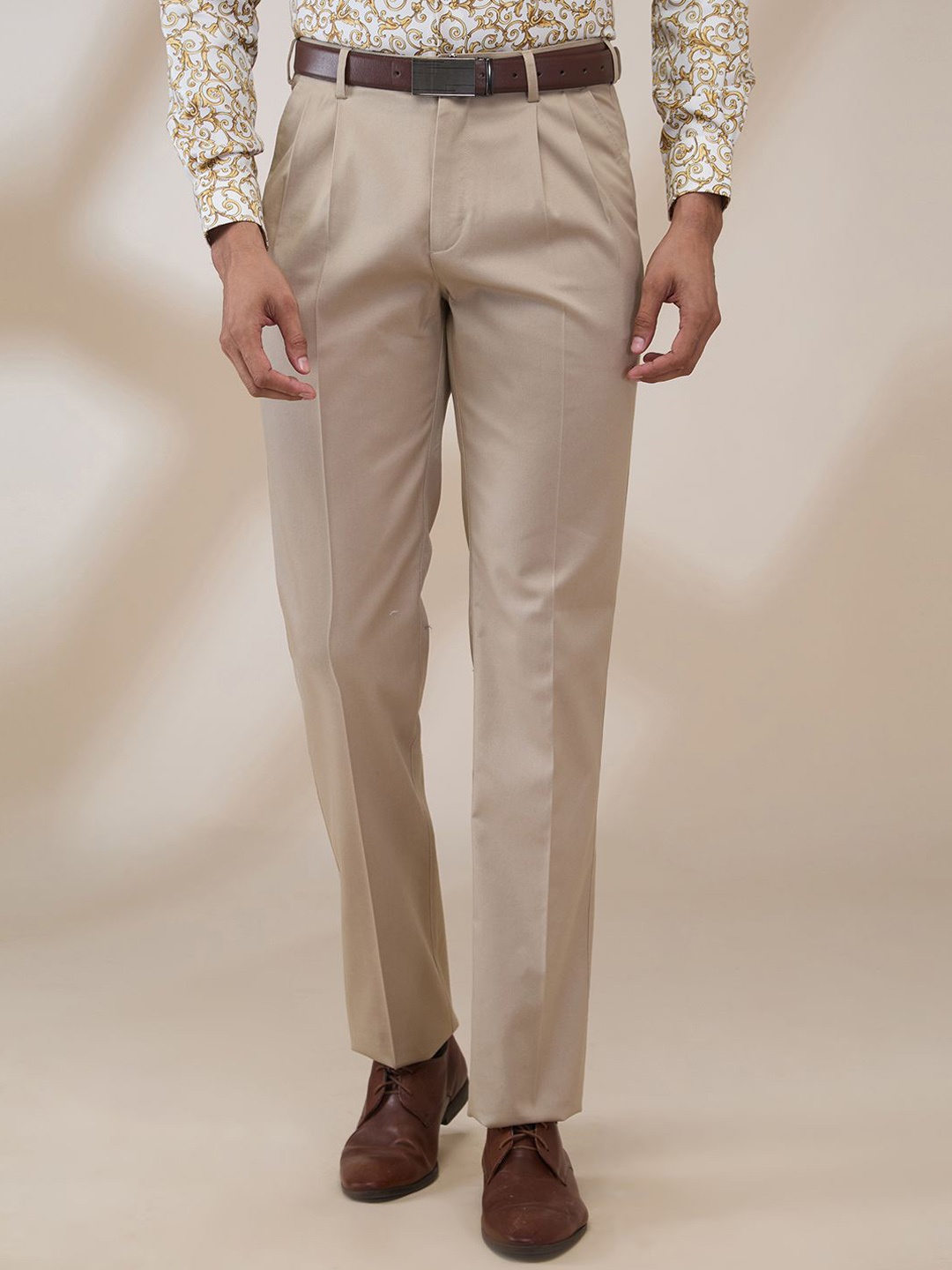 

ColorPlus Men Comfort Pleated Trouser, Brown