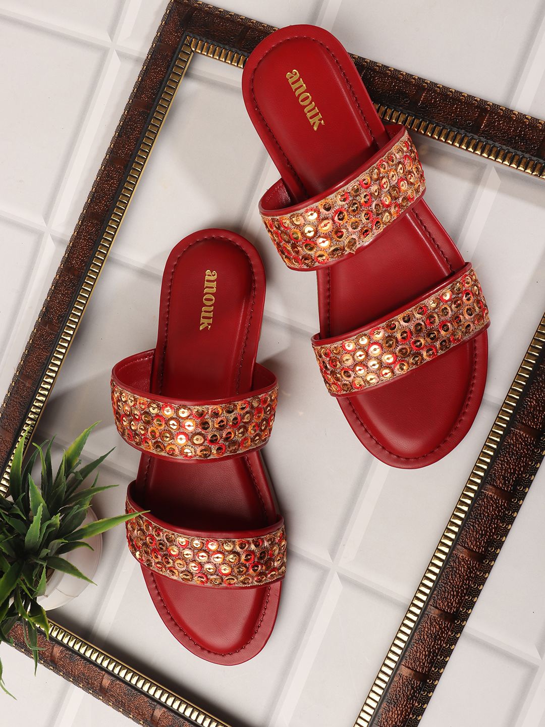 

Anouk Women Embellished Ethnic Open Toe Flats with Embroidered, Maroon