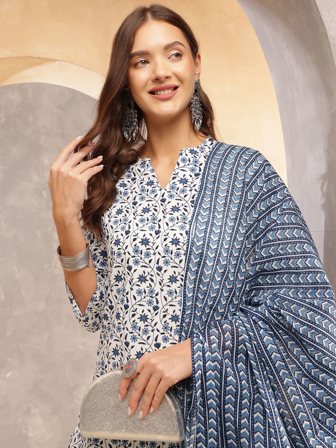 

Anouk Women Floral Printed Regular Kurta with Trousers & With Dupatta, White