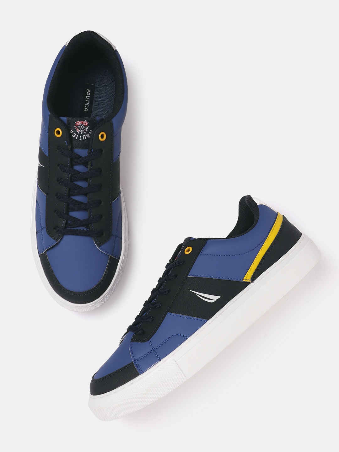 

Nautica Men Leather Colourblocked Sneakers, Navy blue