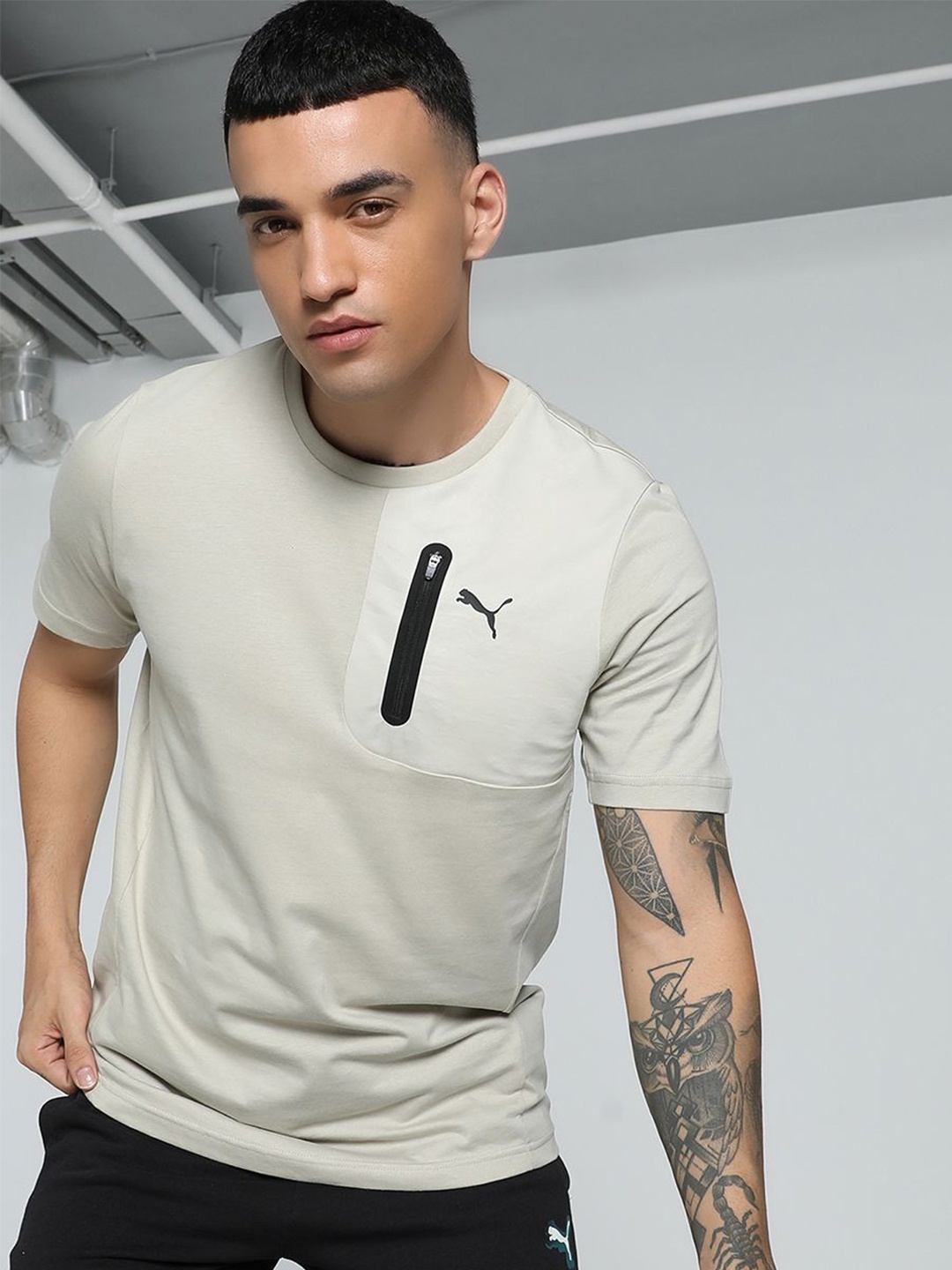 

Puma Utility Men Cotton Brand Logo Printed T-shirt, Beige