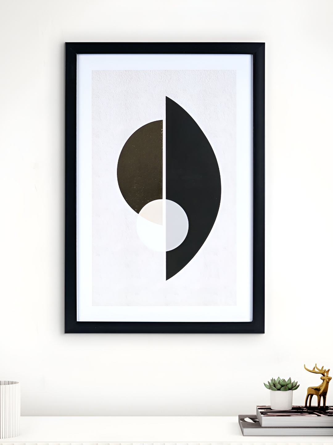 

Home Centre Blanco Black & White Abstract Printed Wooden Wall Photo Frame