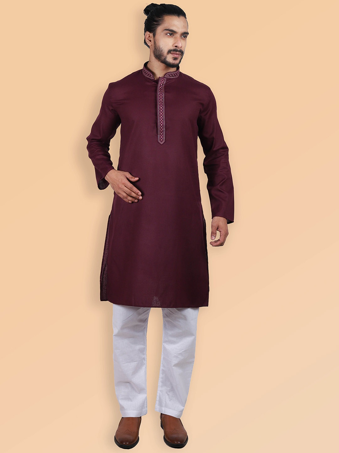

ETHNIC FACTORY Men Embroidered Thread Work Kurta, Purple