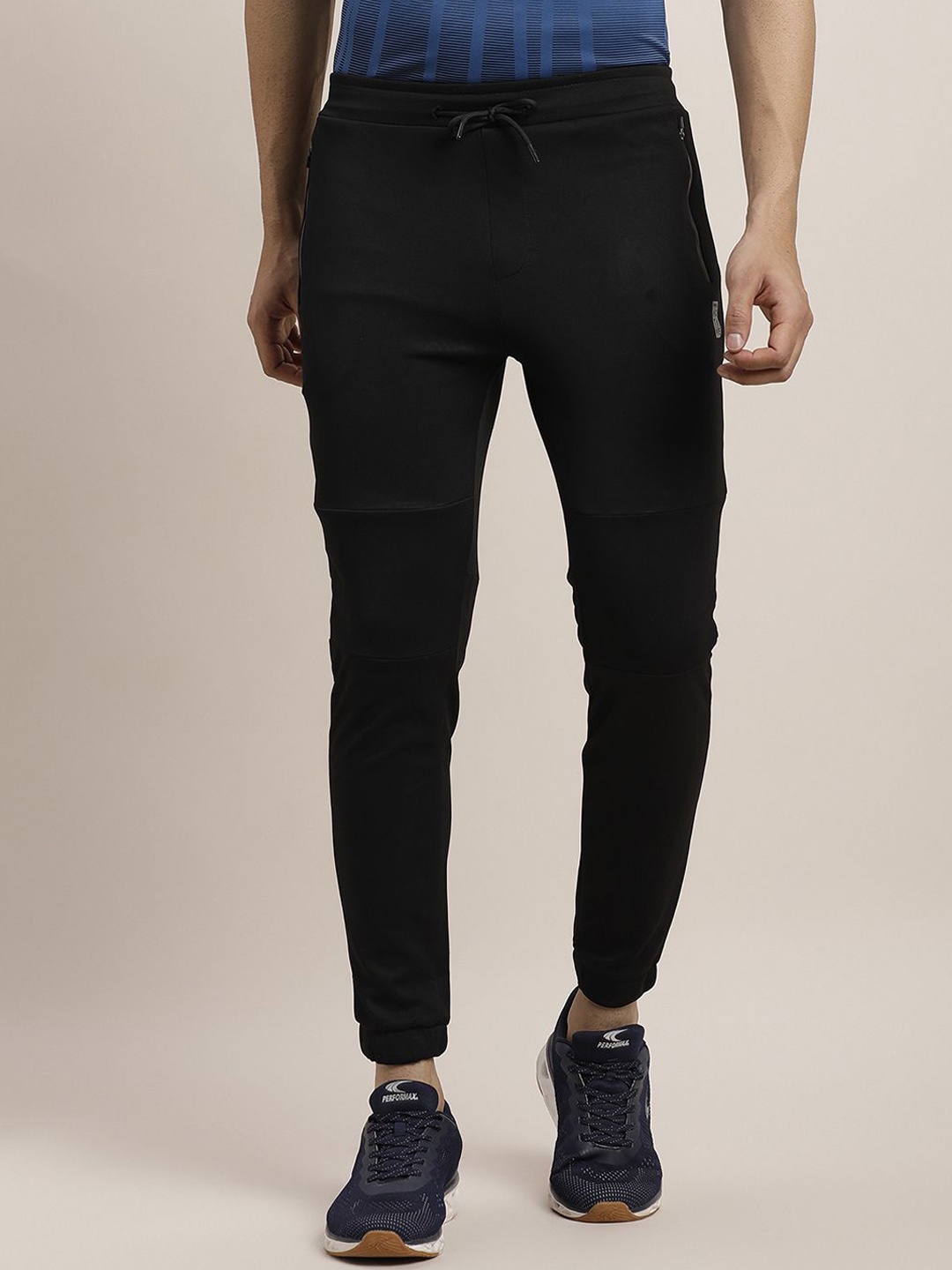 

Turtle Men Mid-Rise Joggers, Black