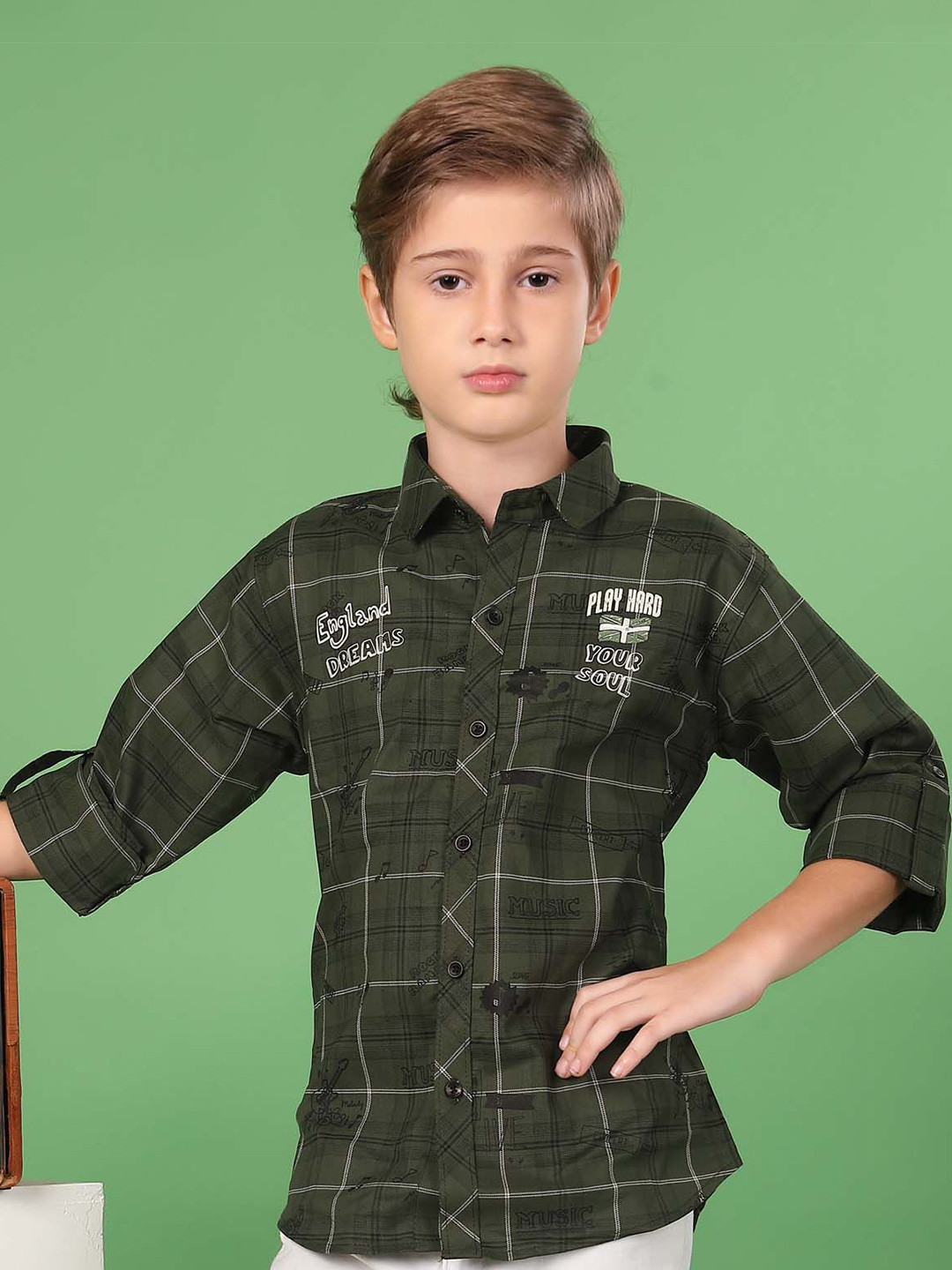 

MashUp Boys Classic Spread Collar Checked Cotton Casual Shirt, Olive