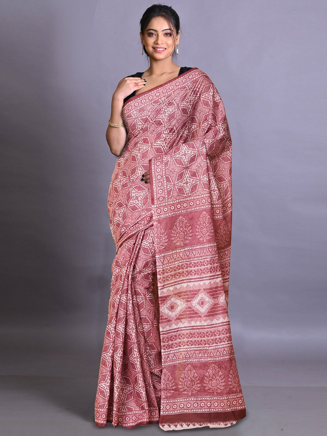 

Unnati Silks Floral Printed Pure Cotton Handloom Block Print Saree, Pink