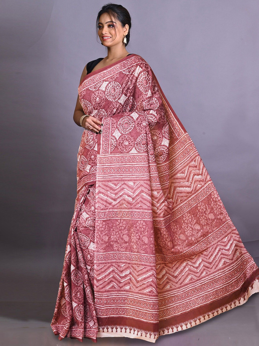 

Unnati Silks Floral Pure Cotton Handloom Block Print Saree, Pink