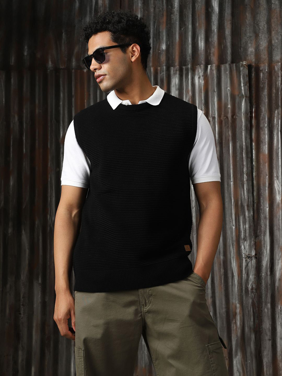 

High Star Men Sleeveless Vest Round Neck Pullover, Black