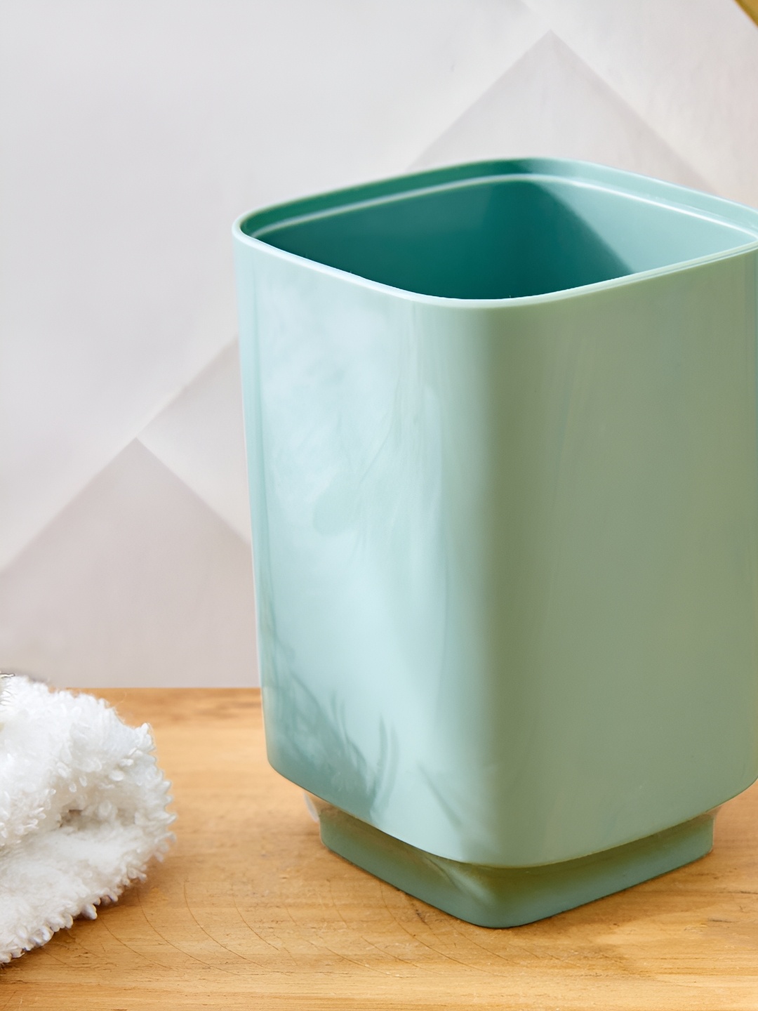 

Home Centre Green Square Matte Tumbler
