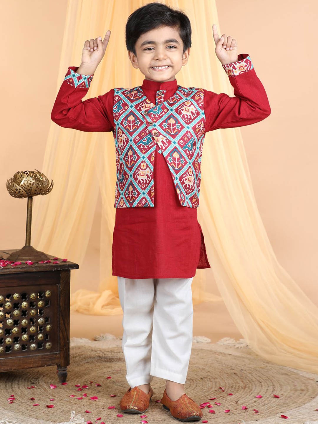 

Here&Now X Kinder Kids Boys Mandarin Collar Pure Cotton Kurta with Trouser and Jacket, Red