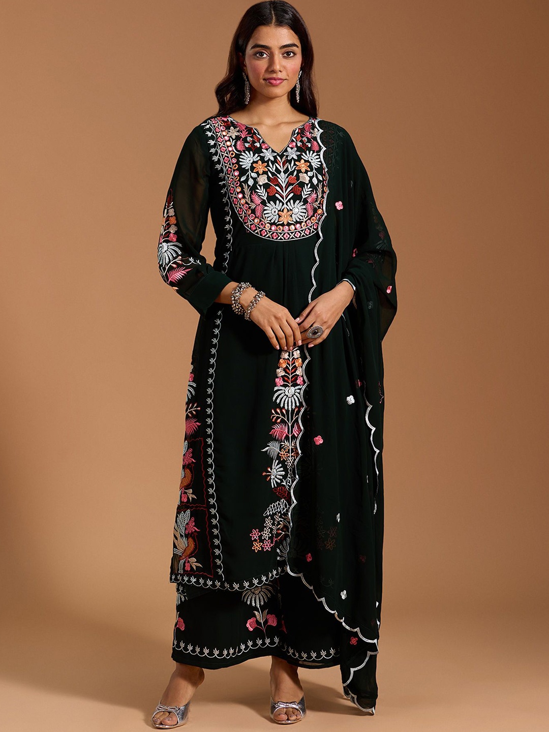 

KAVINDI Floral Embroidered Empire Thread Work A line Kurta with Palazzos & Dupatta, Green