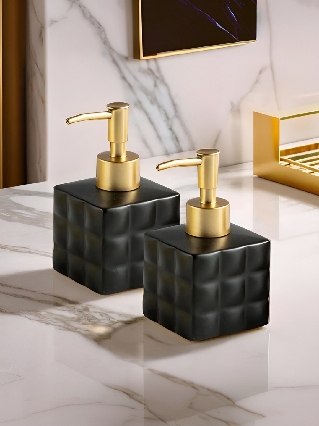 

UMAI Black & Gold-Toned 2 Pieces Textured Ceramic Soap Dispensers 220 ml Each
