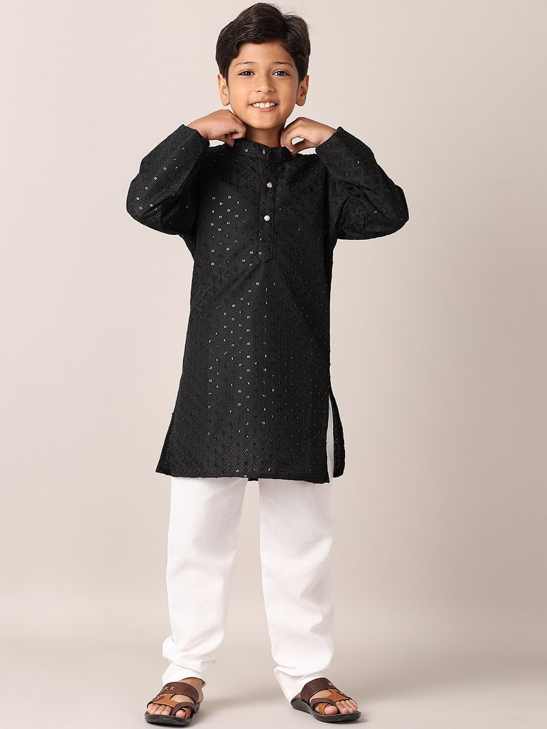 

V-Mart Boys Regular Dupion Silk Kurta with Pyjamas, Black