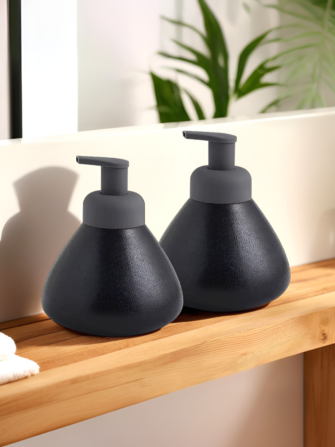 

UMAI Black & Grey 2 Pieces Ceramic Soap Dispensers 360 ml Each