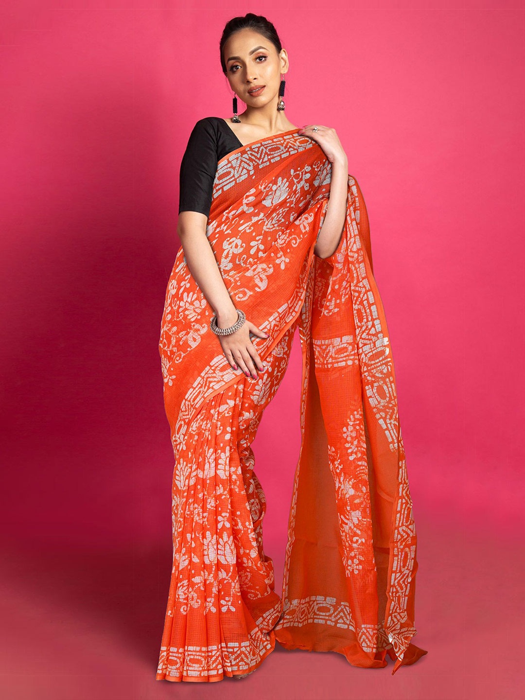 

Unnati Silks Batik Printed Handloom Pure Cotton Kota Saree, Red