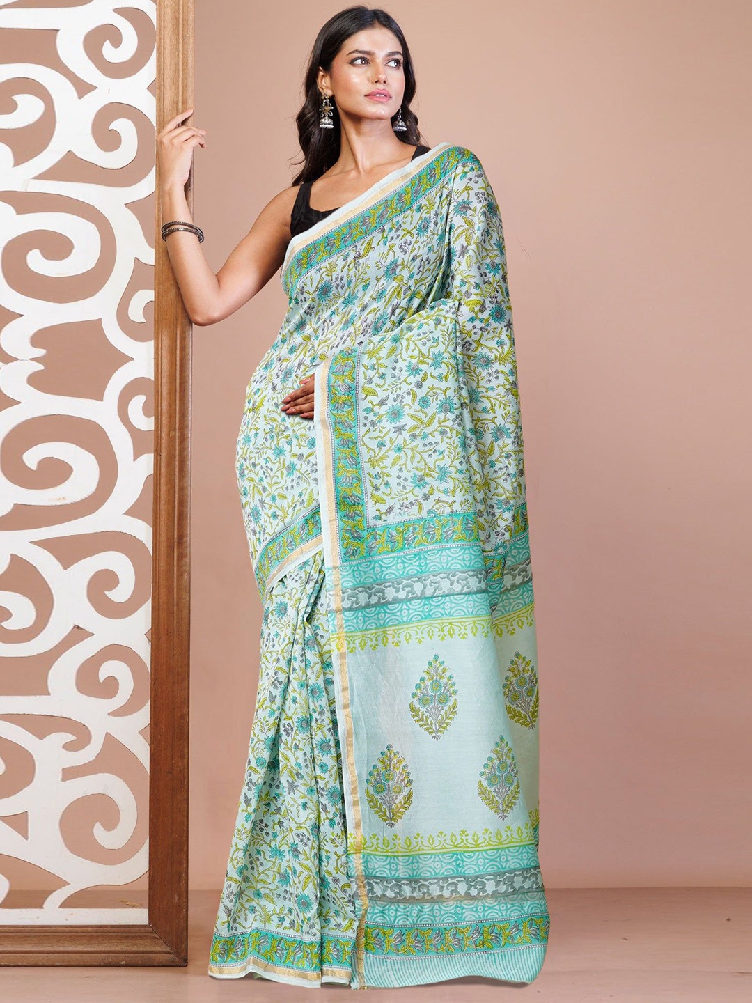 

Unnati Silks Floral Zari Handloom Chanderi Saree, Green