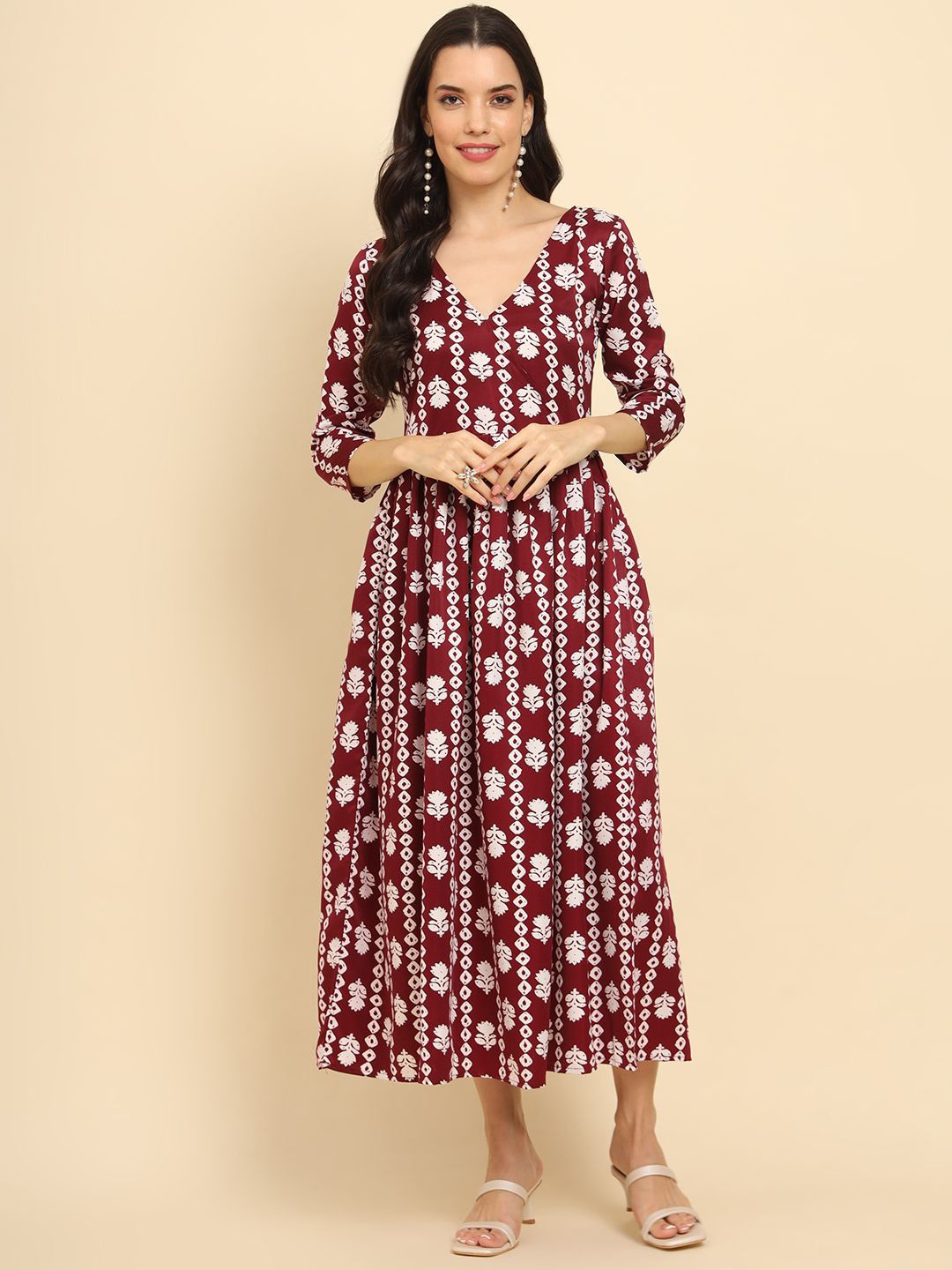 

DHAKRE FASHION Women Floral Printed Mirror Work Anarkali Kurta, Maroon