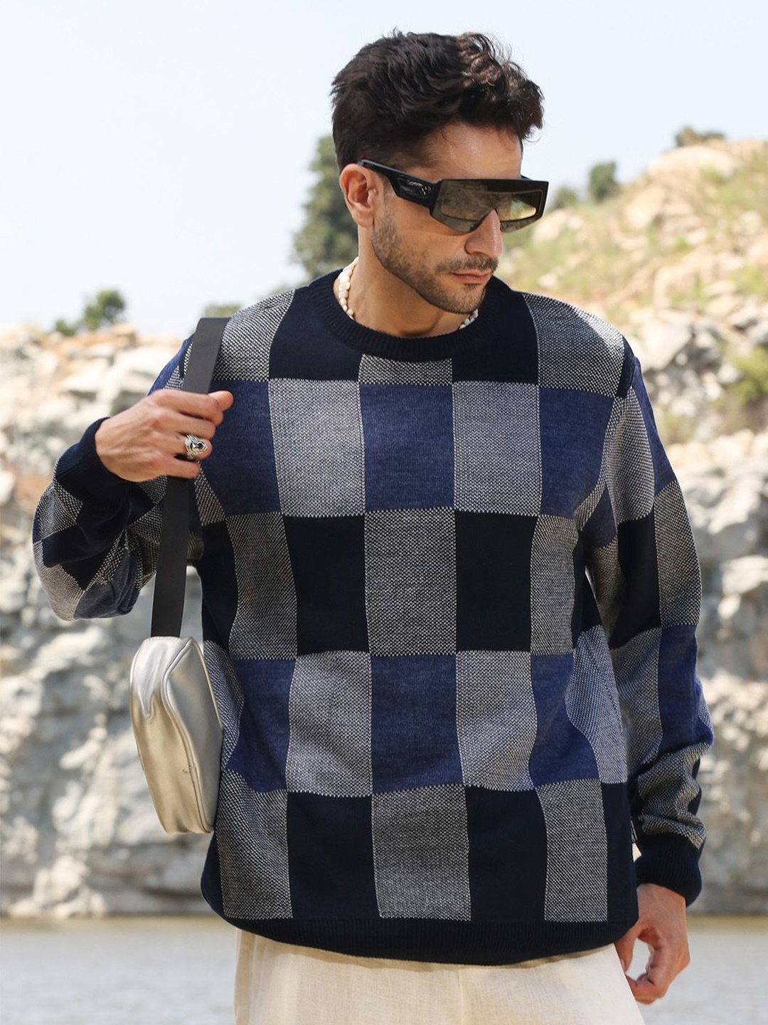 

Campus Sutra Men Checked Woollen Pullover, Blue
