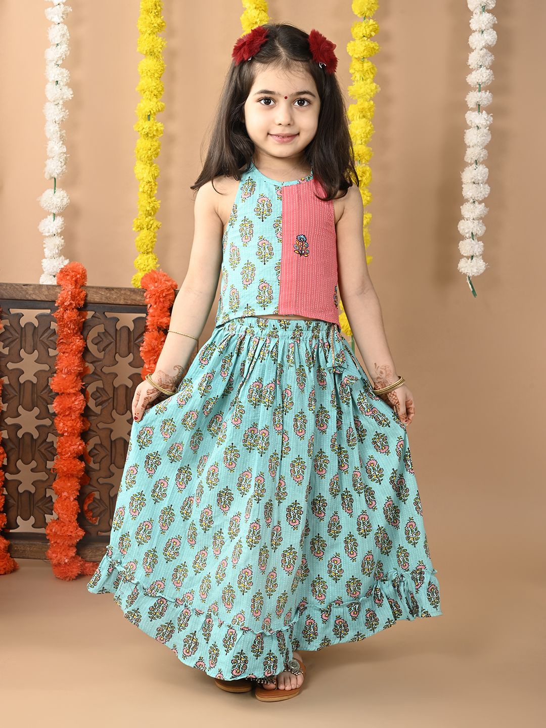 

Here&Now X Kinder Kids Girls Embroidered Ready to Wear Lehenga &, Green