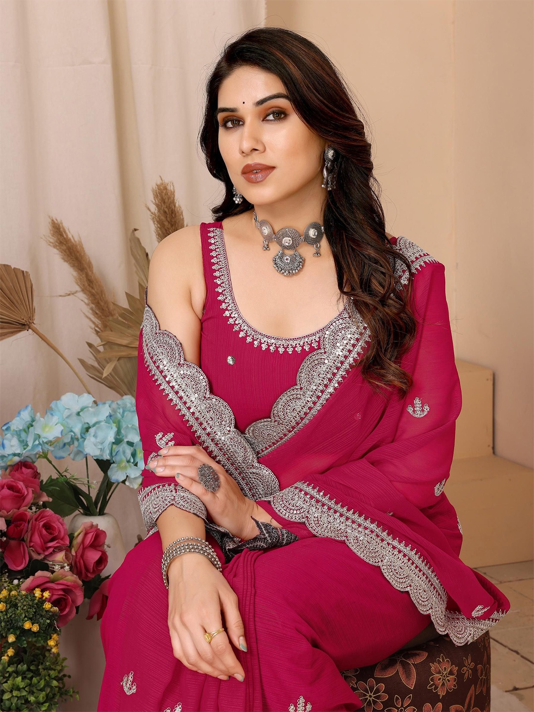 

VAIRAGEE Ethnic Motifs Embroidered Sequinned Saree, Magenta