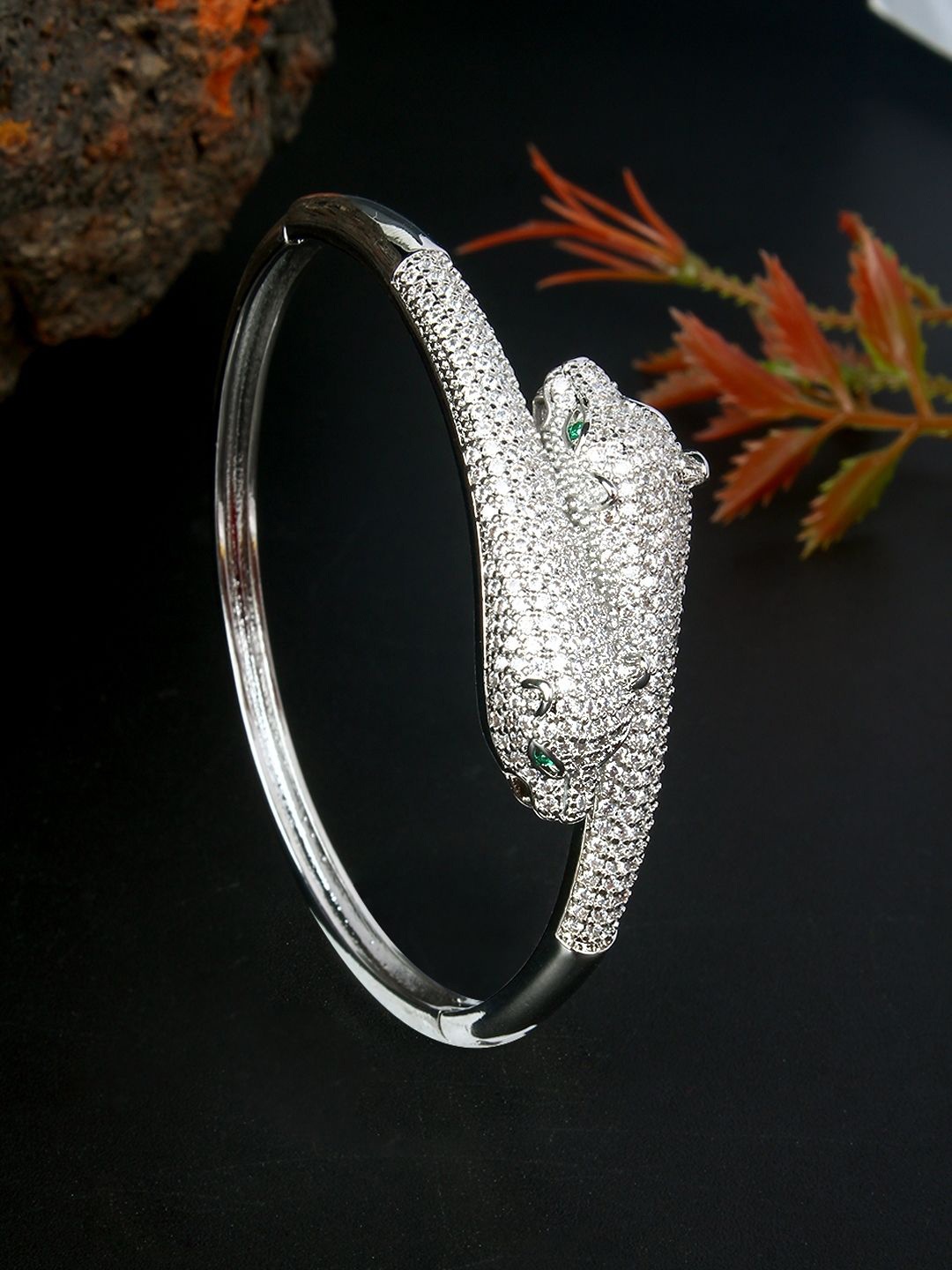 

KPOP Silver-Plated Cubic Zirconia Studded Bangle-Style Bracelet