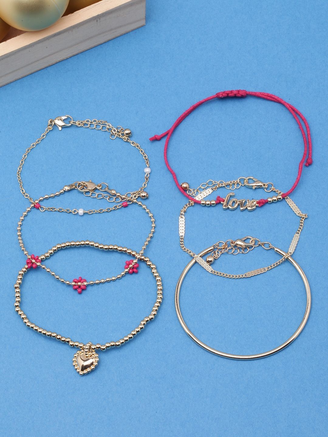 

KPOP Set Of 6 Gold-Plated Beaded Charm Bracelets