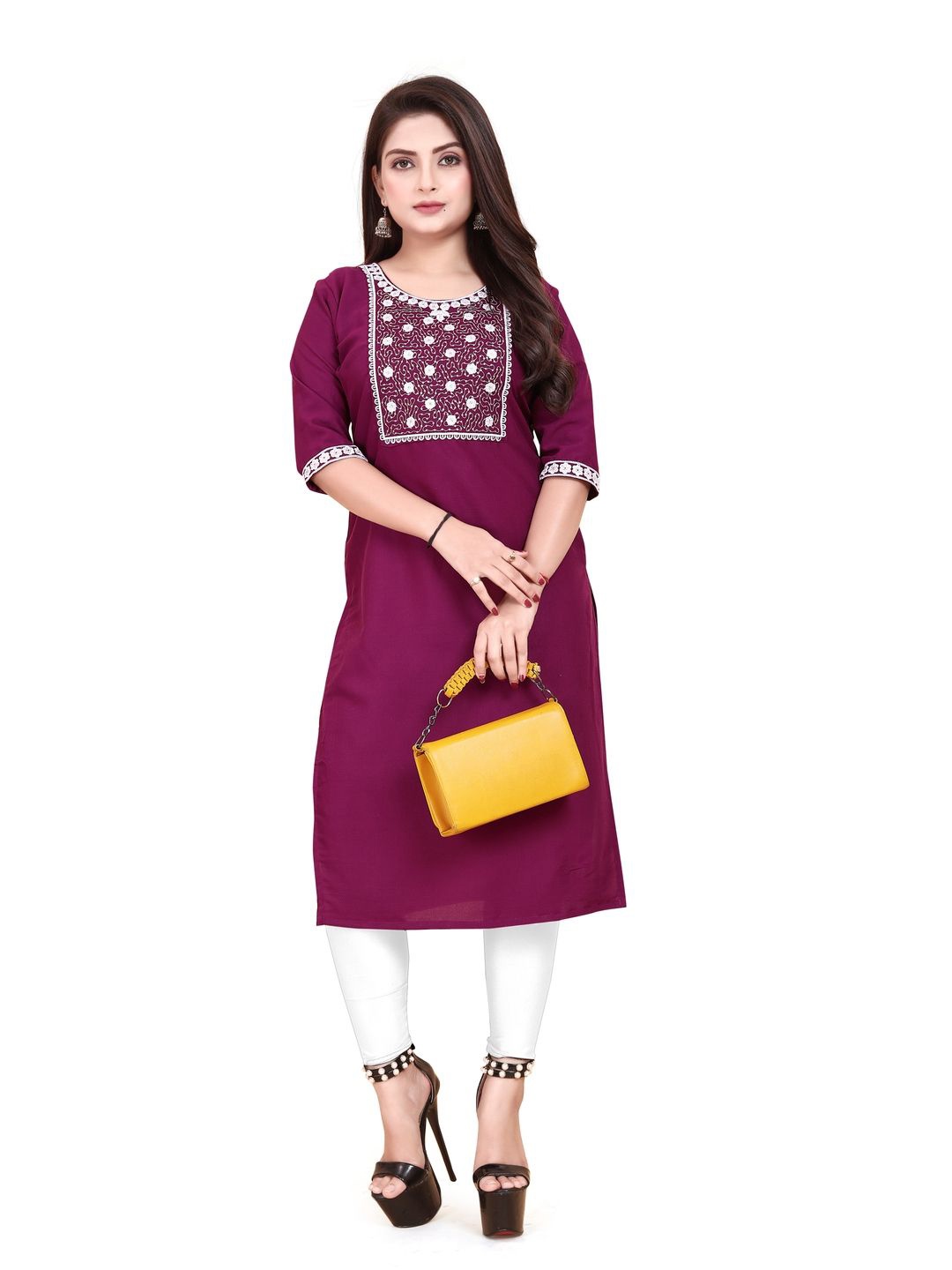 

AKK ENTERPRISE Women Ethnic Motifs Embroidered Kurta, Purple