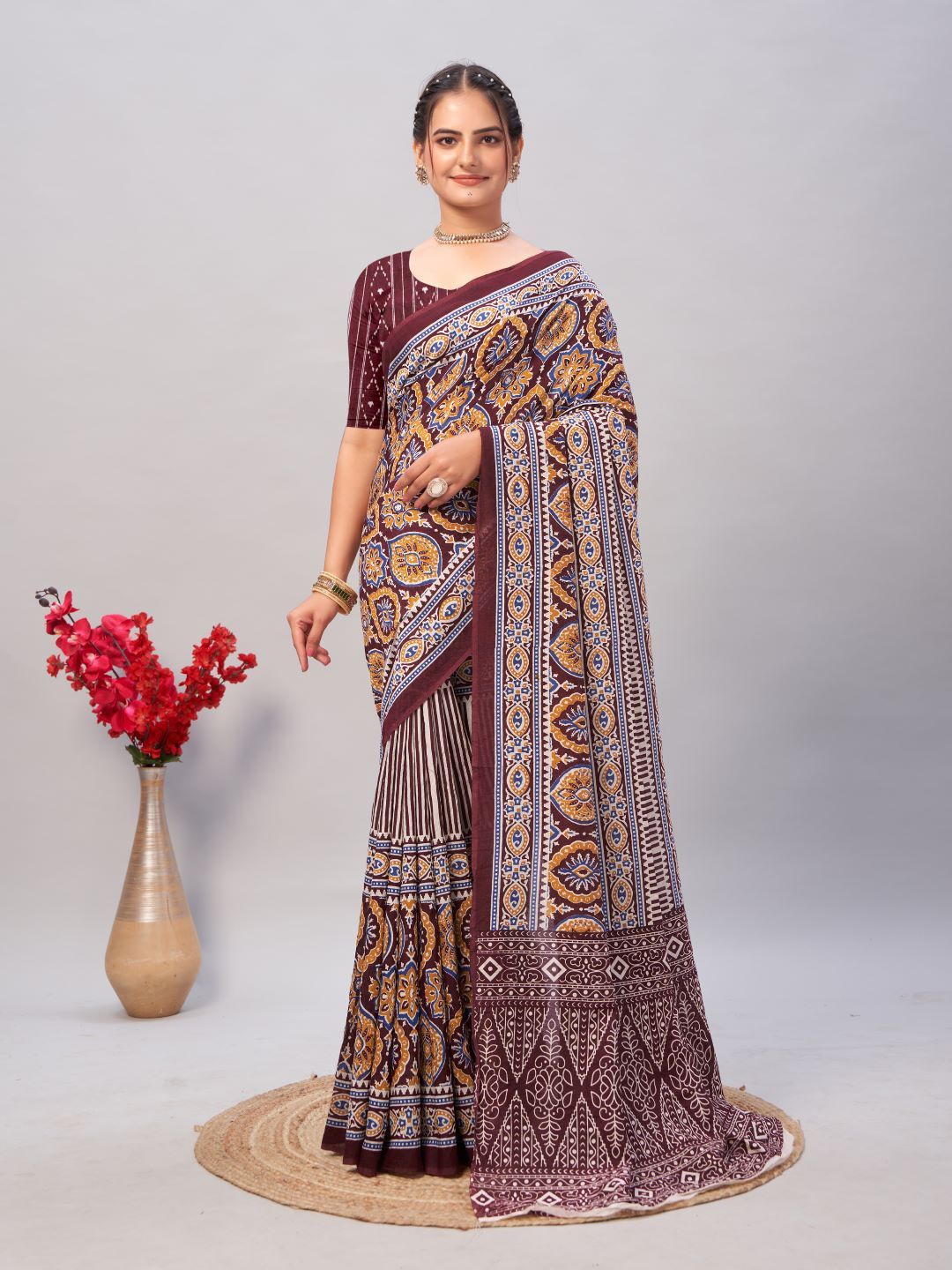 

Anouk Ethnic Motifs Printed Pure Cotton Block Print Saree, Burgundy