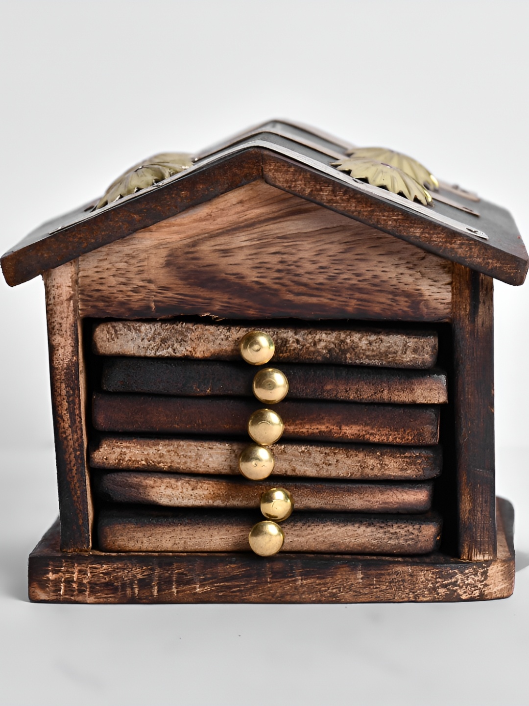 

THE ALLCHEMY Brown & Black Wooden Square Shaped Coasters With Hut Holder