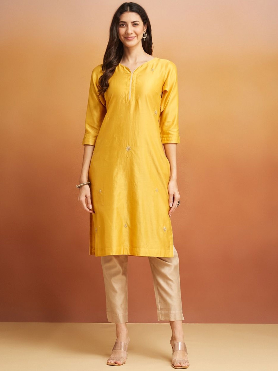 

Fabindia Women Embroidered Mirror Work Kurta, Yellow