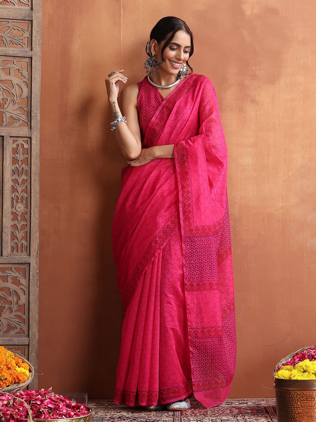 

House of Chikankari HOC Crafts Hand Block Printed Saree, Pink