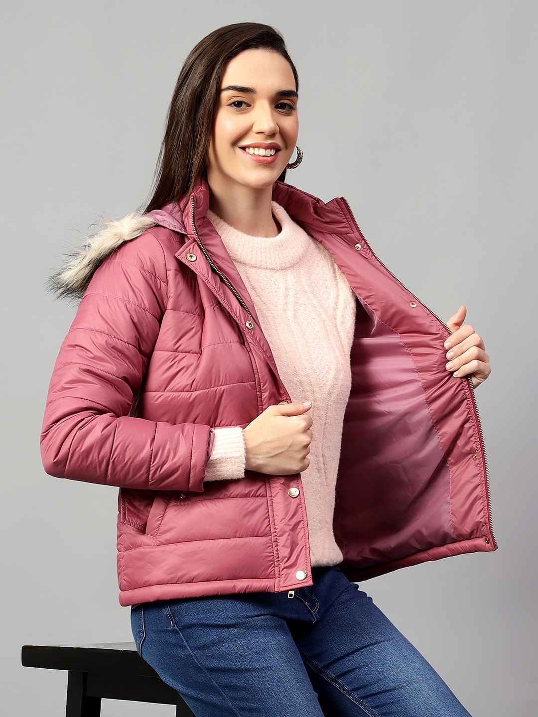 

Cantabil Women Hooded Jacket, Pink