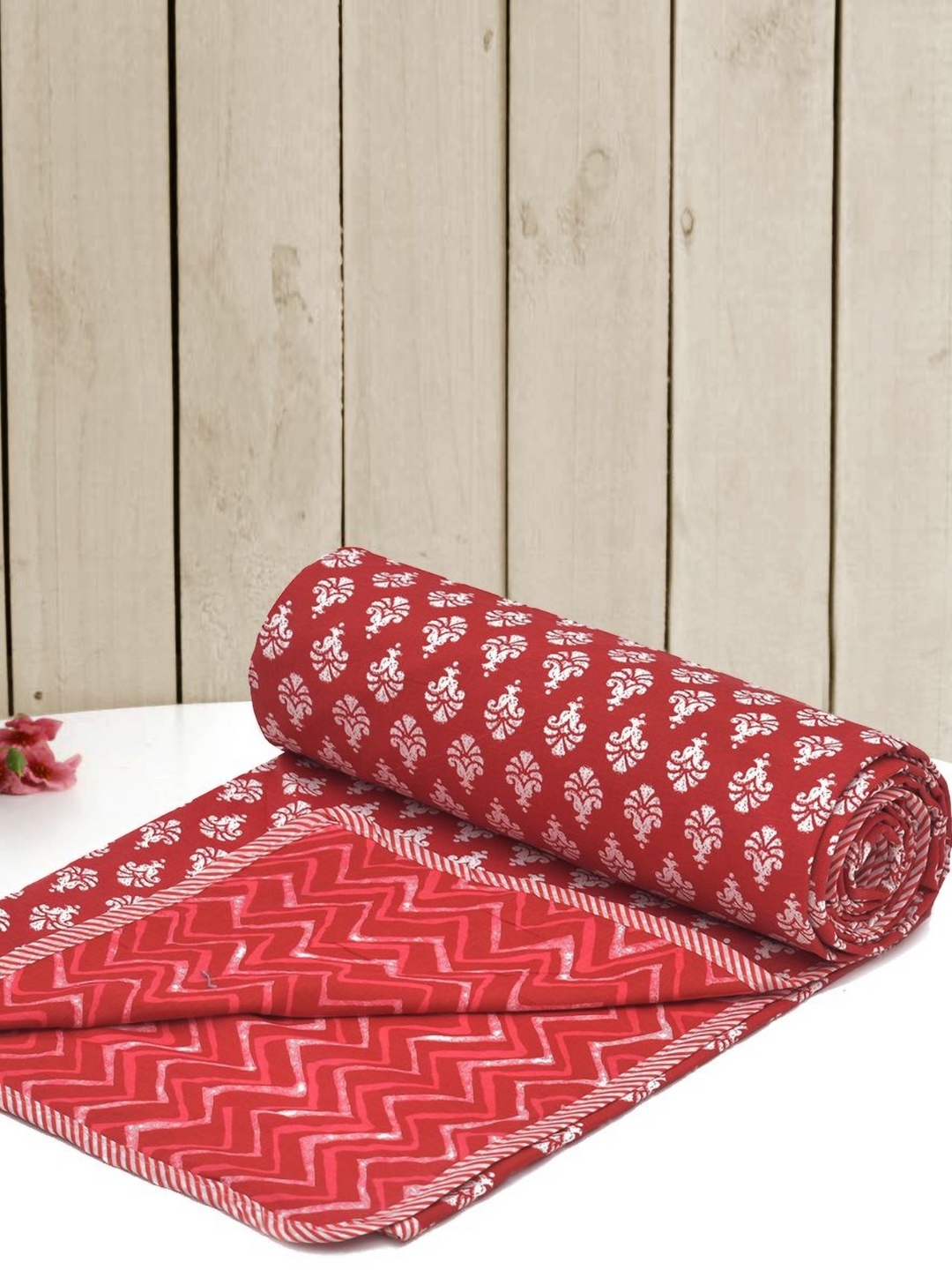 

RRC Red & Silver Toned Floral AC Room 210 GSM Single Bed Dohar