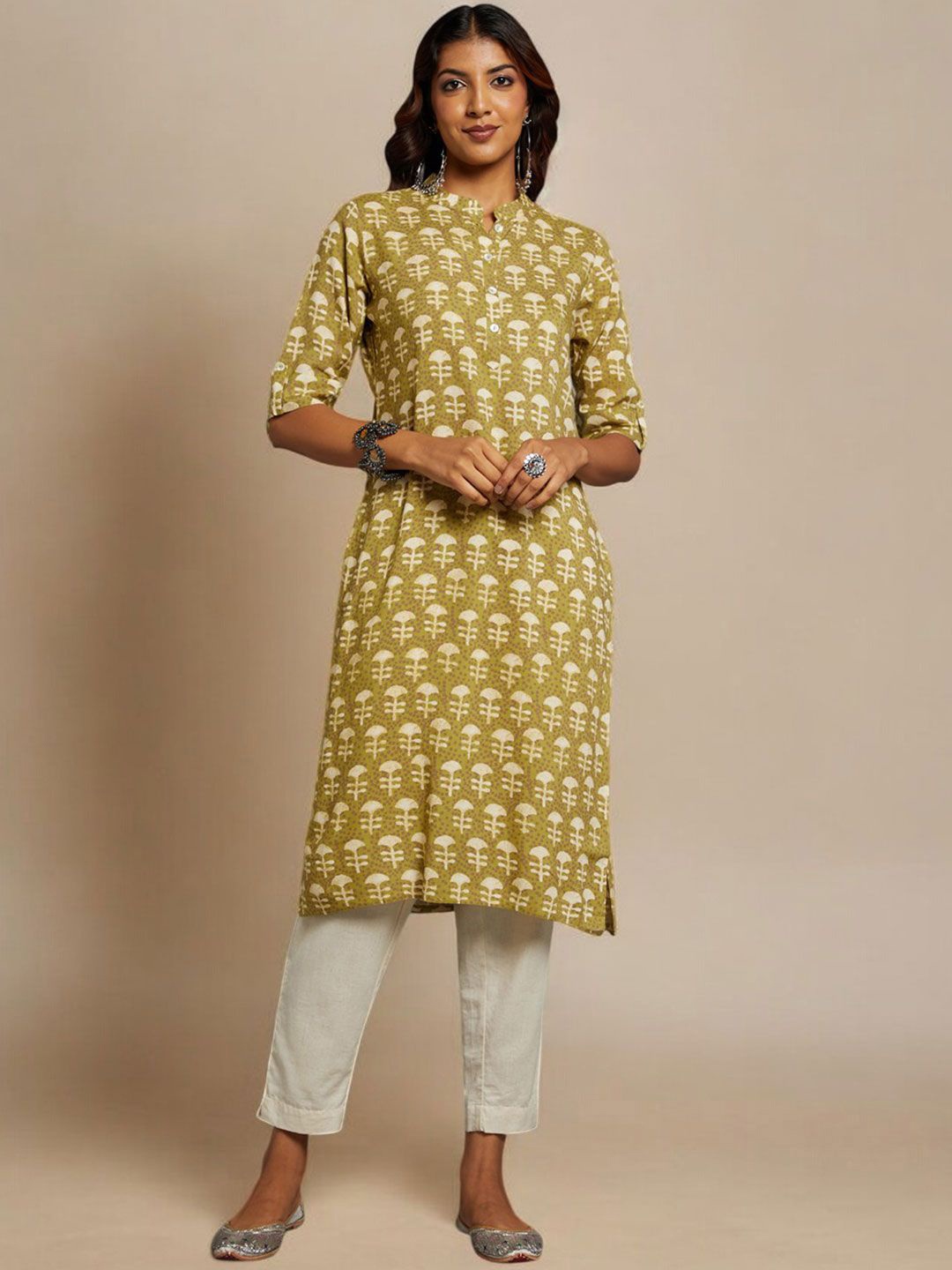 

Chandbaali Women Ethnic Motifs Printed Round neck Cotton Kurta, Green