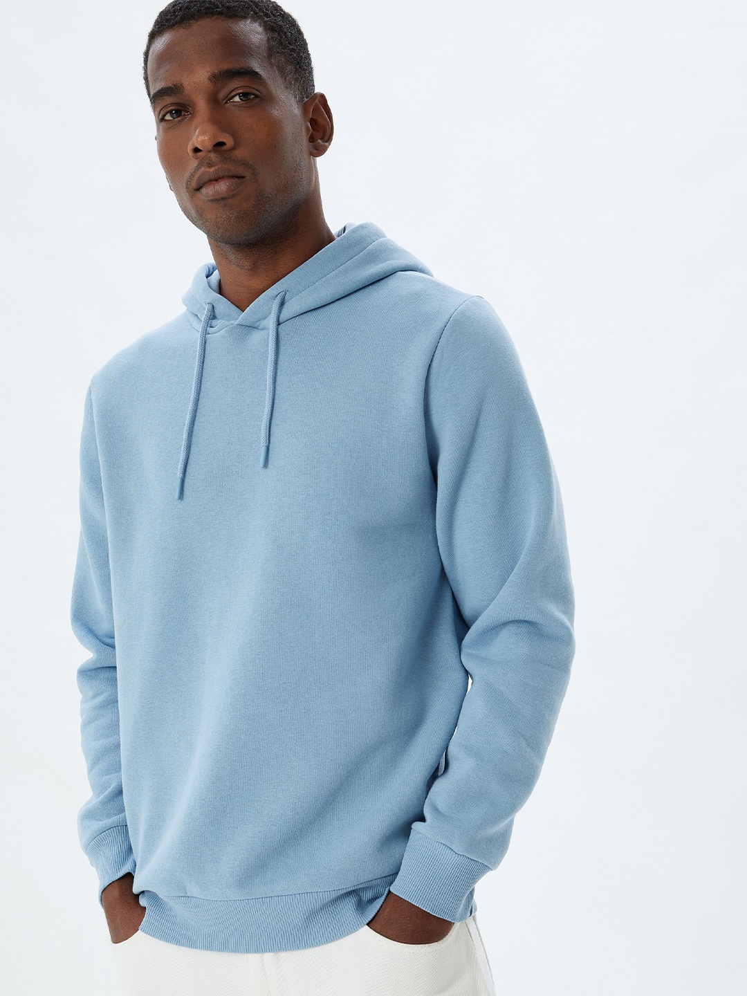 

Koton Men Solid Hood Pullover Sweatshirt, Blue