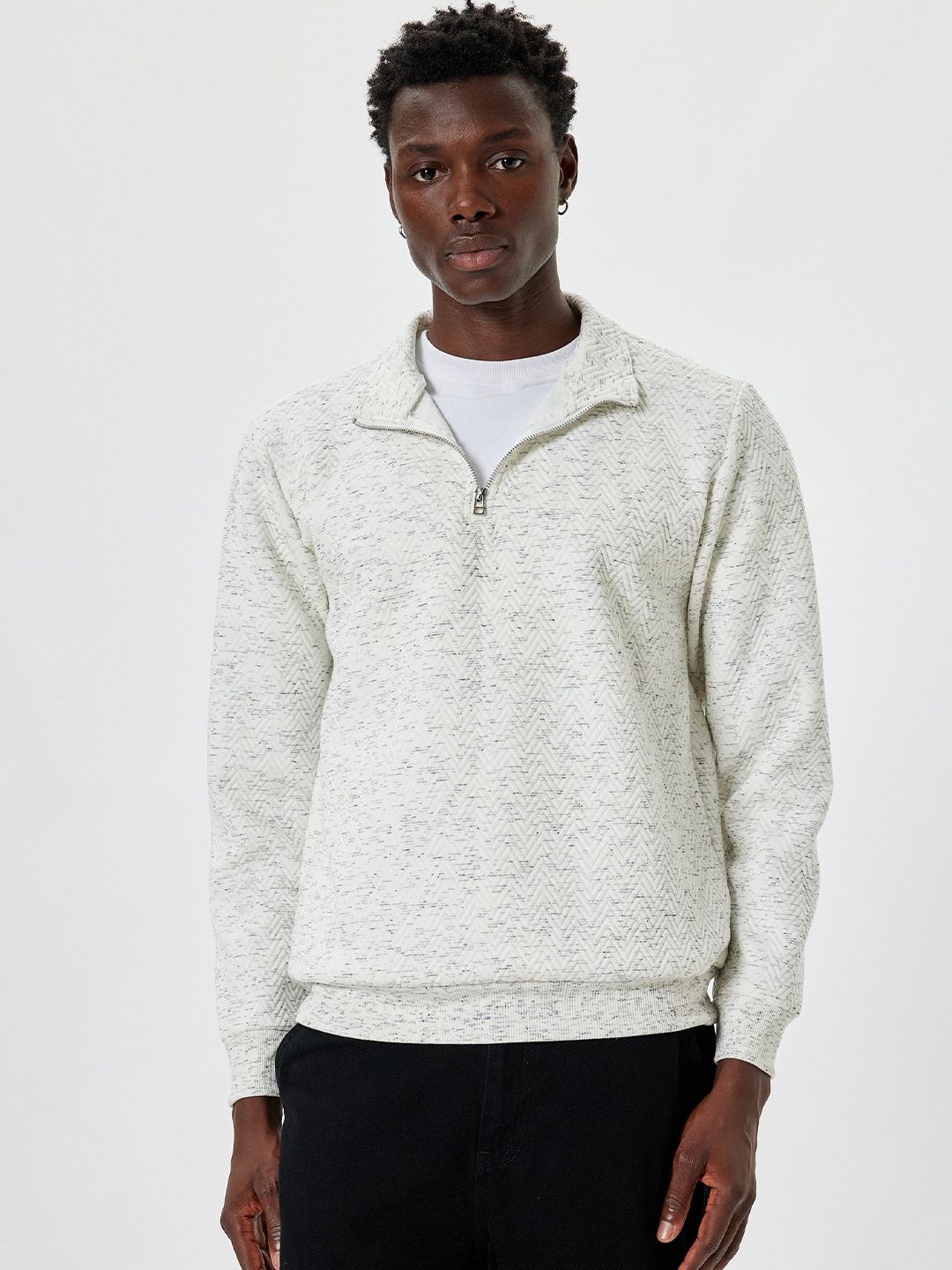

Koton Men Abstract Printed Round Neck Cotton Pullover Sweatshirt, White