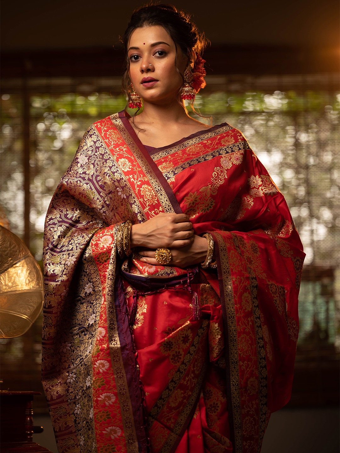 

Kandora Woven Design Zari Pure Silk Traditional Banarasi Saree, Red