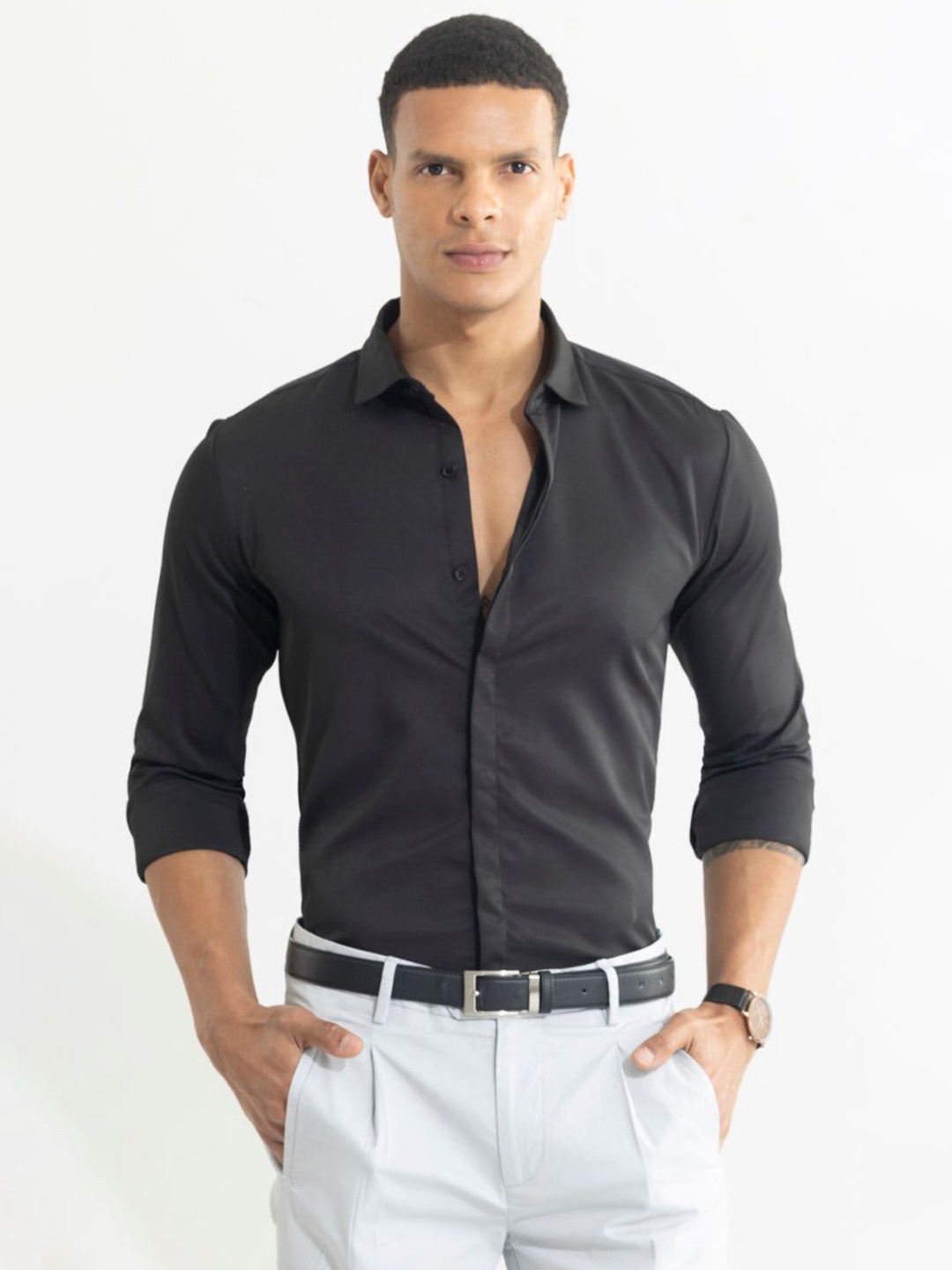 

Snitch Men New Spread Collar Solid Casual Shirt, Black