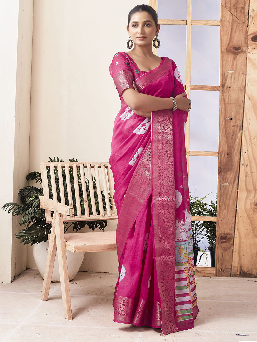 

Satrani Floral Printed Zari Ready to Wear Banarasi Saree, Pink