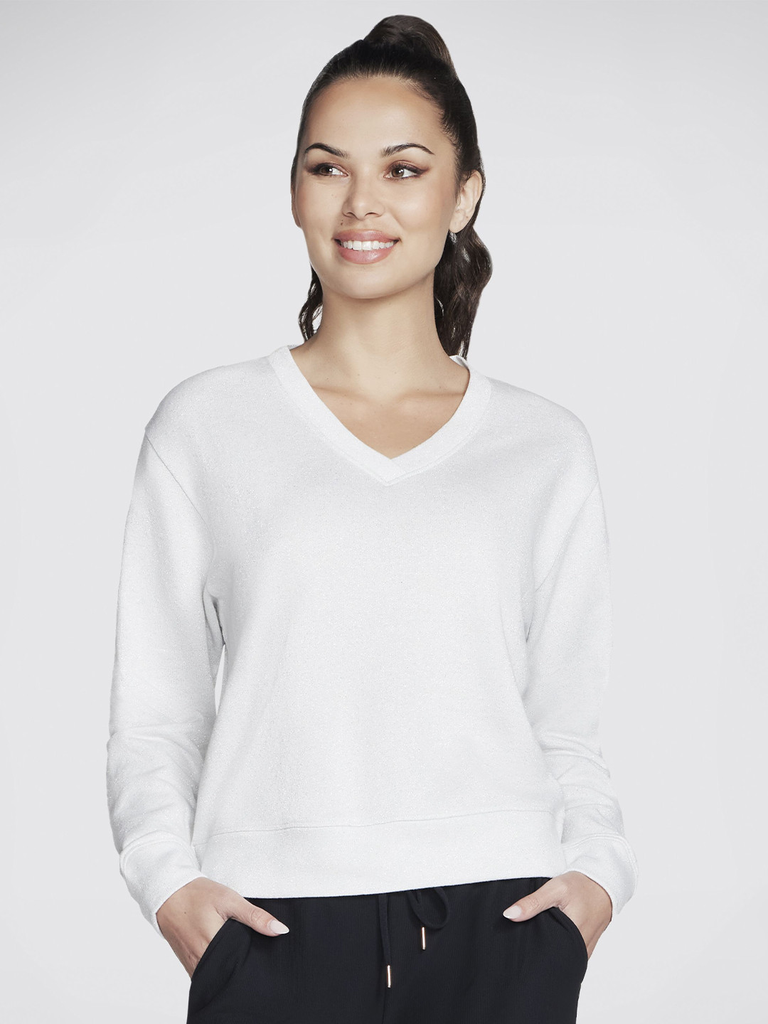 

Skechers Women Solid V-Neck T-Shirt, Grey