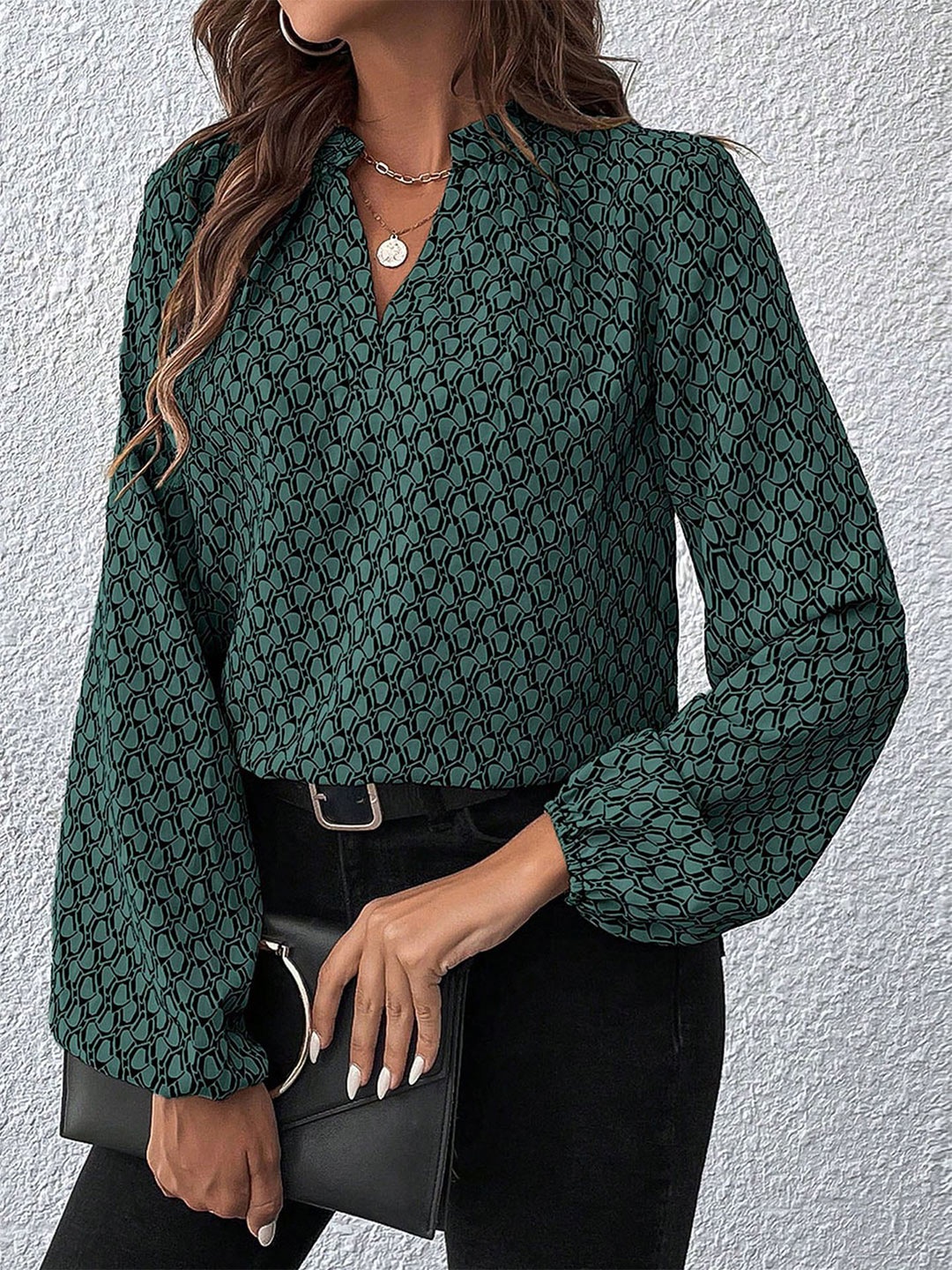 

StyleCast x Revolte Women Abstract Printed Casual Top, Green