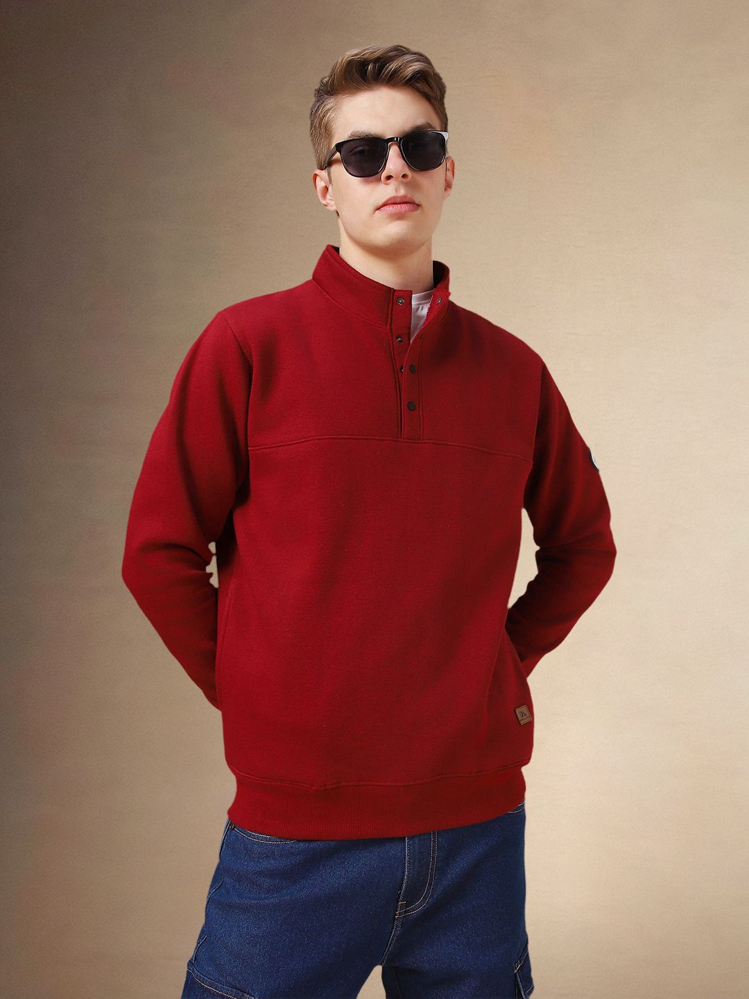 

Dennis Lingo Men Solid High Neck Pullover Sweatshirt, Maroon