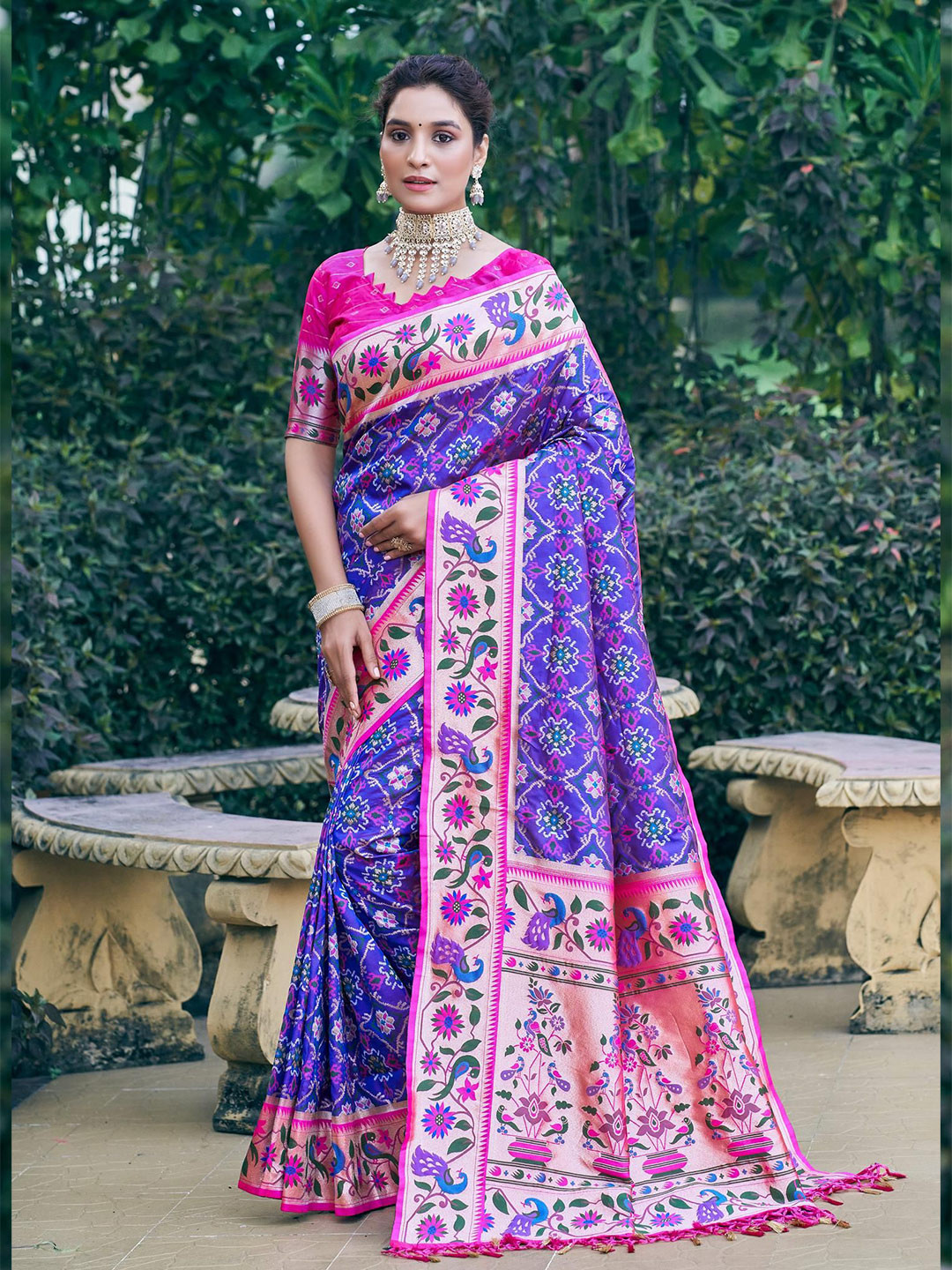 

Kandora Woven Design Pure Silk Banarasi Saree, Purple