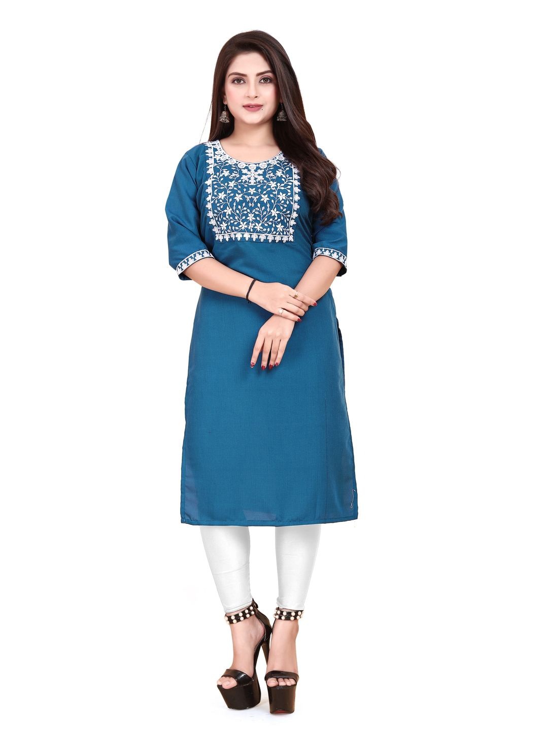 

AKK ENTERPRISE Women Solid Embroidered Kurti, Blue