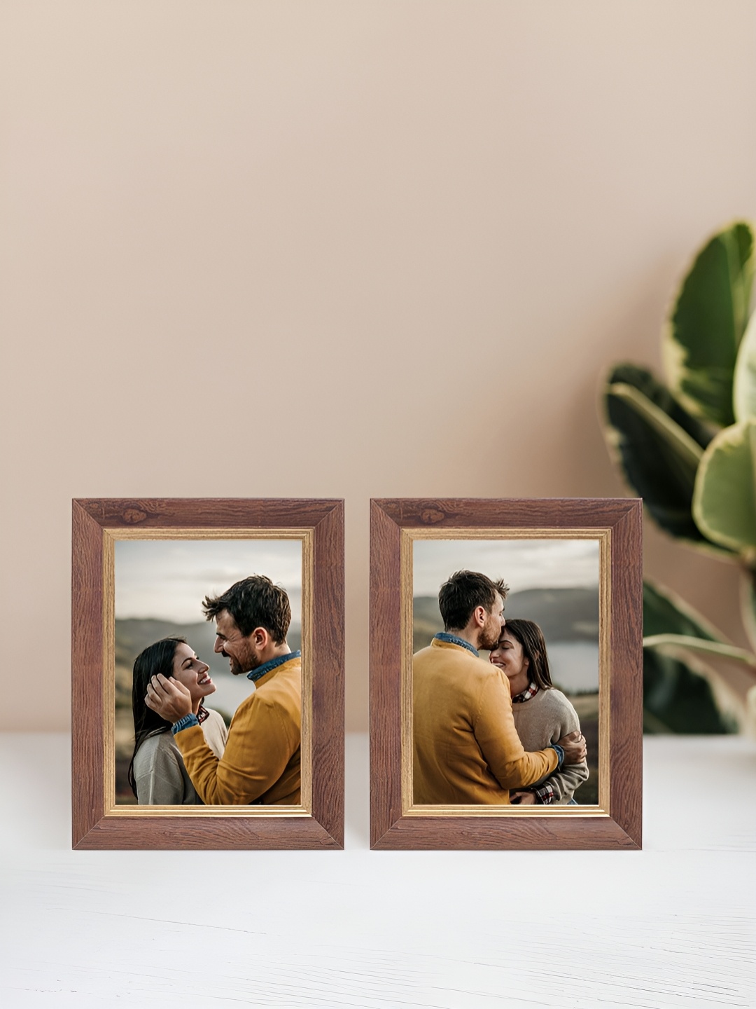 

Golden Peacock Brown 2 Pieces Rectangular Table-Top Photo Frames