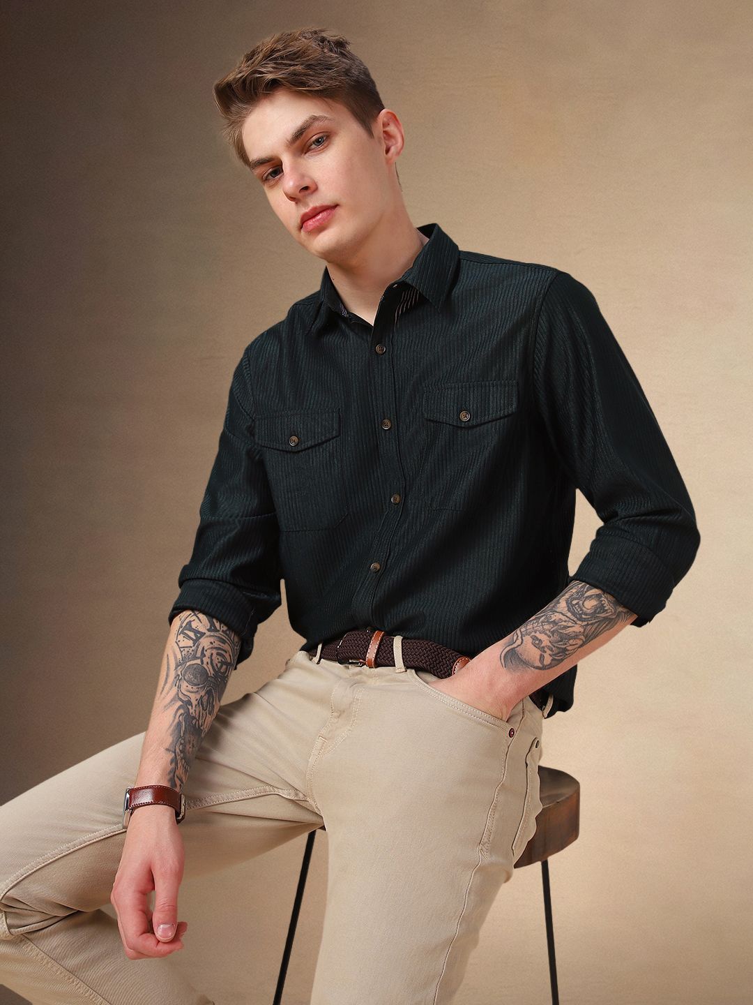 

Dennis Lingo Men Spread Collar Solid Cotton Relaxed Fit Casual Shirt, Green