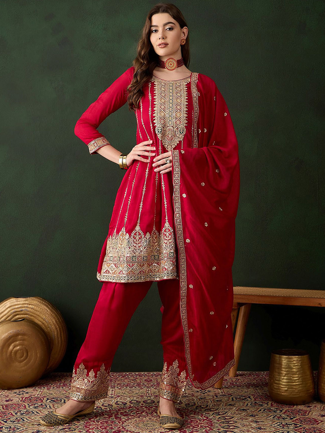 

Miss Ethnik Women Ethnic Motifs Embroidered Thread Work Kurta with Patiala & Dupatta, Maroon