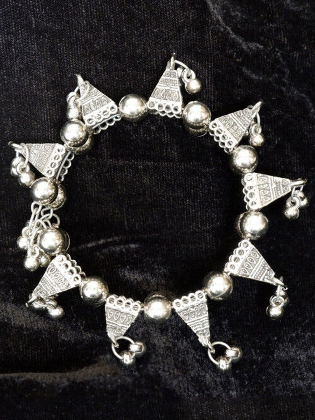 

FIMBUL Oxidized Silver-Plated Bangle