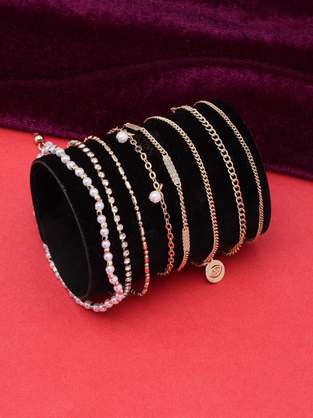 

KPOP Set Of 8 Gold-Plated Beaded Bracelets