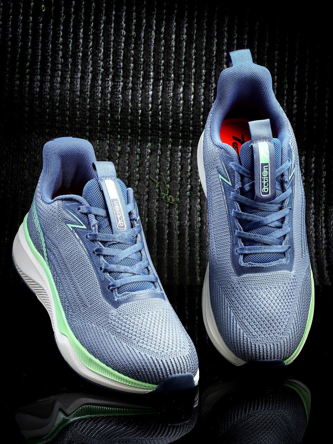 

Action Men Mesh Running Non-Marking Shoes, Grey